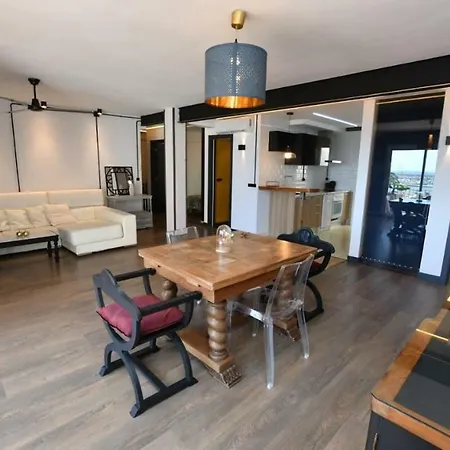 New Port&sea Apartment